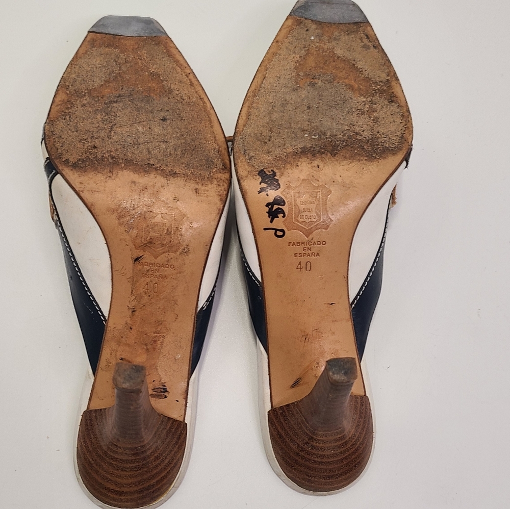 Balenciaga white and Navy Blue mules Heels with Bow  and Pointed Toe size 40 - Picture 10 of 10